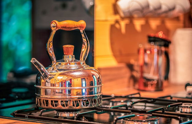 Owl Lodge With Hot Tub and Massage Treatments - Photo 16