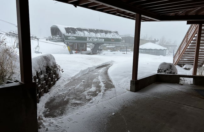 Slopeside - Photo 21