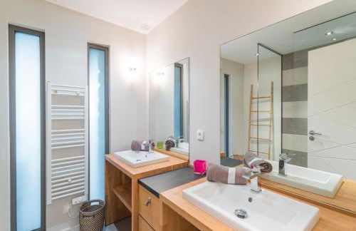 Elegant Villa Overlooking Gaou Bay - Foto 39