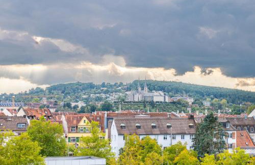 GreenTreeHomes - Penthouse Oak - Photo 43