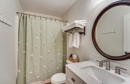 5 Mi to Univ of Arkansas Cozy Townhome with Deck - Foto 20