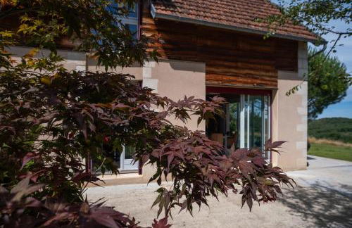 Villa 4 étoiles - 3 chambres - 6 personnes - Nature, campagne, confort moderne, charme, jardin et vue exceptionnelle - Proche Martel - Foto 2