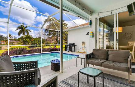Private Pool Pond Views Bonus Lounge in Gated Naples Community Drive to Dining Sand - Foto 2