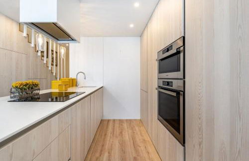 Riverside duplex by the sea with pool and balcony - Foto 15