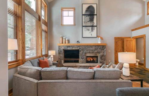 The Cottages - Ski Shuttle, Ski Valet - 3-Bedroom - Photo 6