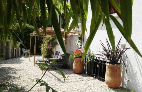 Plage et centre à 15 minutes à pied - stationnement gratuit et facile - Foto 3