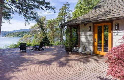 Luxe Beachfront, Hot Tub, Kayaking, Walk to Town - Foto 20