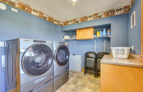 Pond Access and Fishing Cedar Lodge in Versailles - Foto 30