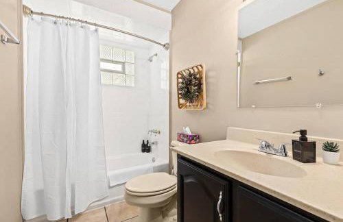 Cozy 3BR Home Friendly City of Hazel Park - Foto 6