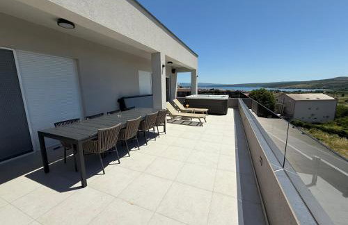 Villa Madison, Spacious Sea View Apartments Near Zadar with heated pool - Photo 22
