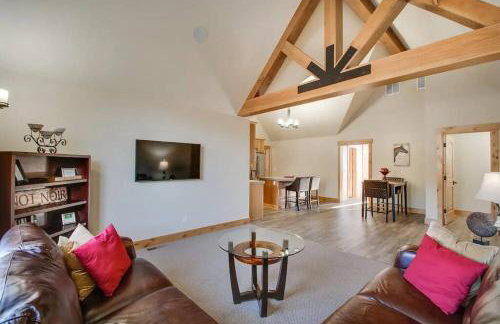 Mountain View Chalet Getaway 5 Min to Town - Foto 12