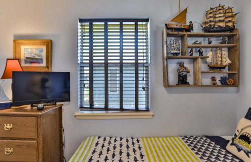 Retreat Steps to Beach Firepit Family Fun - Foto 24