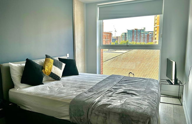 Captivating 2-bed Skyview Apartment in Leeds - Foto 5