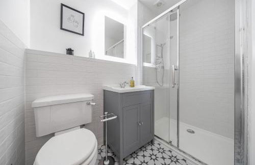 St Mary's Barn - Photo 27