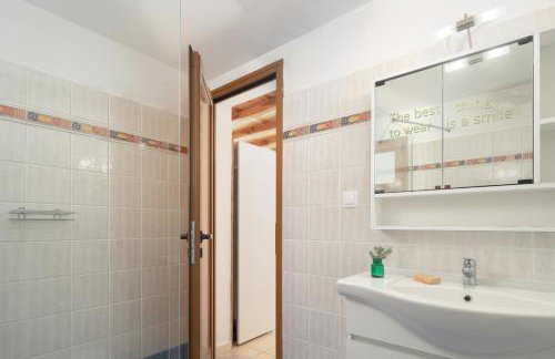 Eleni's Cottage, for Natural Living, By ThinkVilla - Foto 38