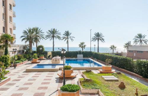 SeaFront 1ª línea y 2 piscinas - Foto 3