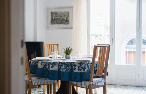 Charming Loft - Central - Steps to the Beach - AC - Foto 48