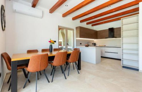 3 Bedroom Awesome Home In Nedescina - Foto 6
