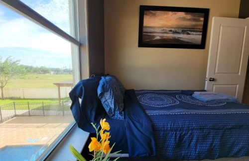 4 BR Smart Luxe Condo, Gated Community, Pool View, Mins to Costco & Top Golf - Foto 8