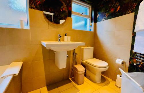 Rest Boutique Willesden - Foto 26