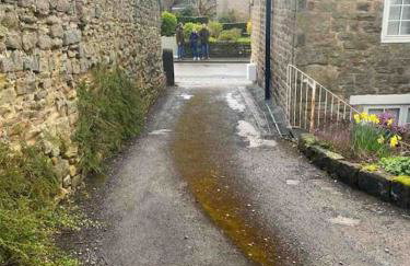 Charming Coates Cottage - Photo 32