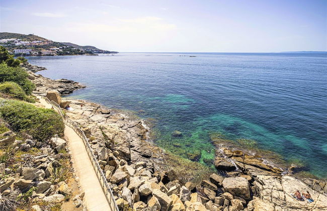 Apartment in Roses Near Canyelles Beach - Photo 26