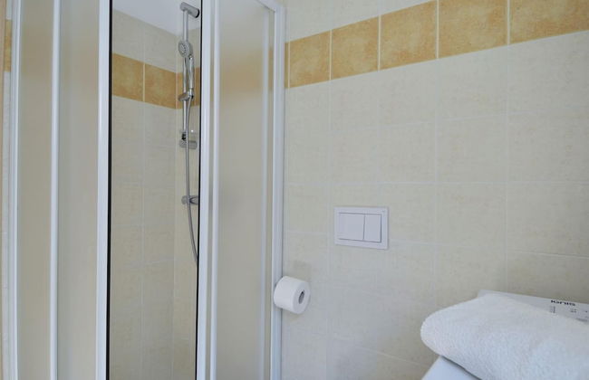 Apartment by Lake Como Near Spiaggia di Dervio - Foto 18