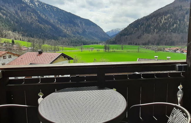 Alpine Escape & Wellness Stay - Photo 42