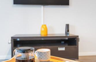 The Belvedere Stay - Free Parking, Spacious Garden, Super King Bed - Foto 8