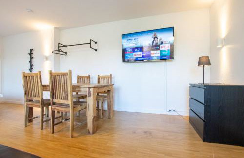 Tolstov Apartments - 1 , 3 and 4 Room Apartments - 20 min Messe DUS & Airport DUS - Foto 37