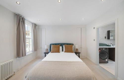 New stylish 3-Bed Pimlico House near Big Ben - Photo 13