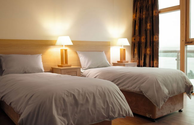 St Angela’s Lakeside Aparthotel - Photo 11