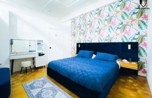 The Stallion #101 - 1BD Modern Loft with Private Patio - Walk to various attractions - Foto 6