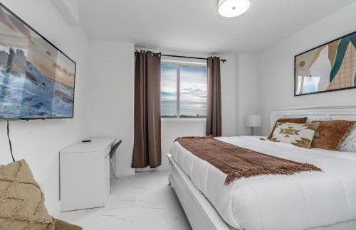 Stylish Apt with Pool and Gym near beach - Foto 18