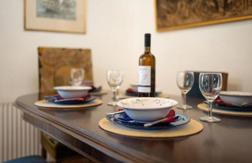 The Olive Mill House - Luxe Villa, Classic Charm - Foto 26