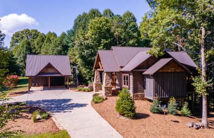 Copperline Lodge - Luxury Creekside Retreat - Creekside Views, Hot Tub, Game Room, Outdoor Fireplaces, Chef Kitchen, Fire Pit - - Foto 68