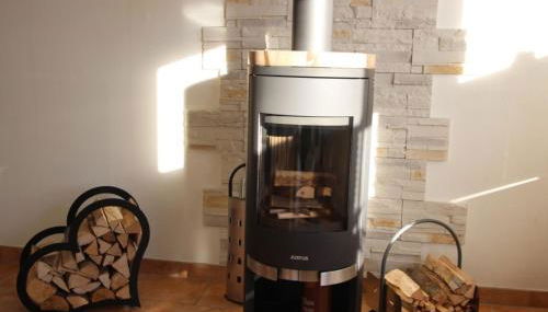 Harz-Fewo Weitsicht, modern & ruhig mit 2 Balkonen, Jura Kaffeevollautomat, Kaminofen, Gäste mit Hund willkommen - Foto 4