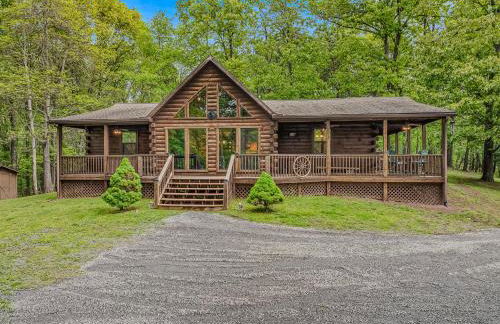 Seventh Heaven - Hot Tub, Pet Friendly, Grill, Wifi, Deck, Covered Porch, Family Friendly, Kid's Loft, King Bed - Foto 4