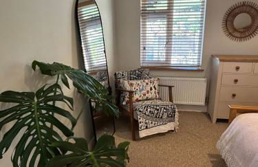 Fresh Modern Home, Stunning Views, Great Location - Foto 15