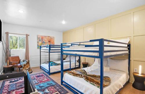 Pocono Summit Lodge Game Room & Family Fun - Foto 30