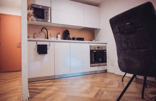 Spa-Sauna-Ciel de pluie tropicale-Champagne Nuit Romantique - Escapade Mâconnaise - Foto 28