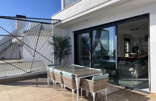 Luxury Sea View Penthouse by United Renters - Foto 7