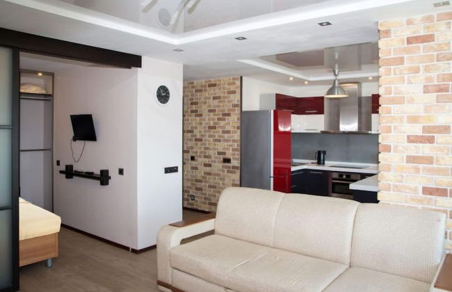 Apartment on Zhigura St. 26-162 - Photo 1