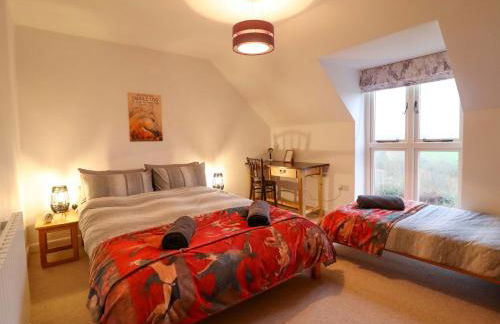 Bryn Y Garreg Cottage - The Wireless Tech Free Farm - Photo 27