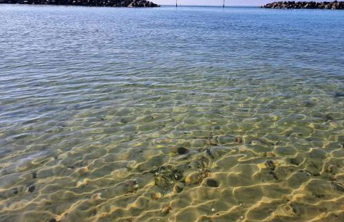 Stone's throw from beach and forest, stunning country walks - Foto 26