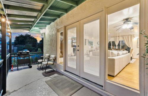 Entire Private Home with 4 Bedrooms 2 Bathrooms, Spacious, Lux King Bed, Ranch Style, Prime Area, Available Now - Photo 20