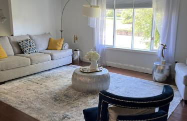 Lovely Home, centrally located! - Photo 20