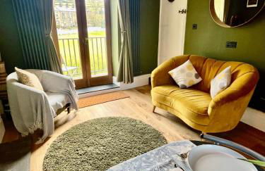 Wicket Green Cottage Hayfield - Photo 17