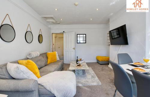 Spacious Apartment In The Centre Of Bridgwater Ideal for Contractors & Group Stays By Hinkley Homes Short Lets & Serviced Accommodation - Foto 9