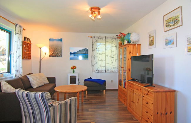 Bungalow am See mit Ruderboot in Klein Labenz - Photo 8